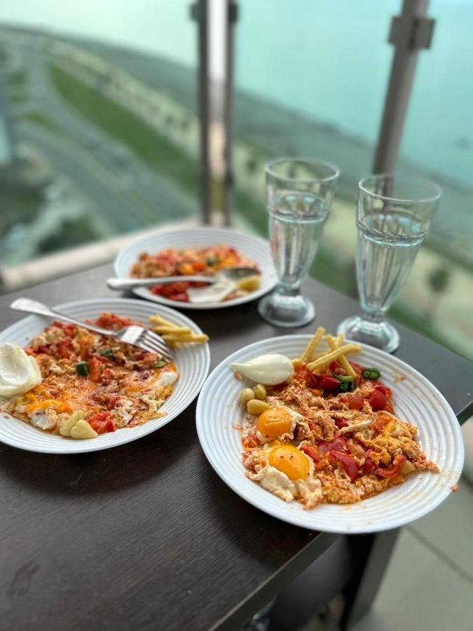 Zeyton Hotel Батуми Екстериор снимка